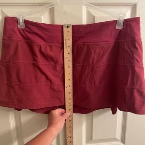 Lululemon Pace Rival Mid-Rise Skirt, Wine color Size 12